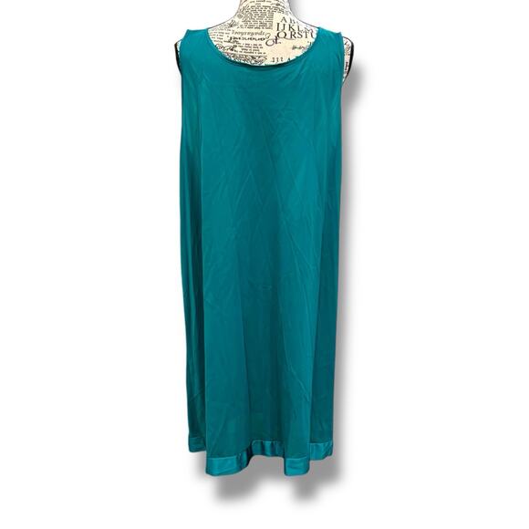 Vintage Vanity Fair Size L Teal Green Sleeveless Nylon Satin Trim Nightgown USA - Picture 5 of 5